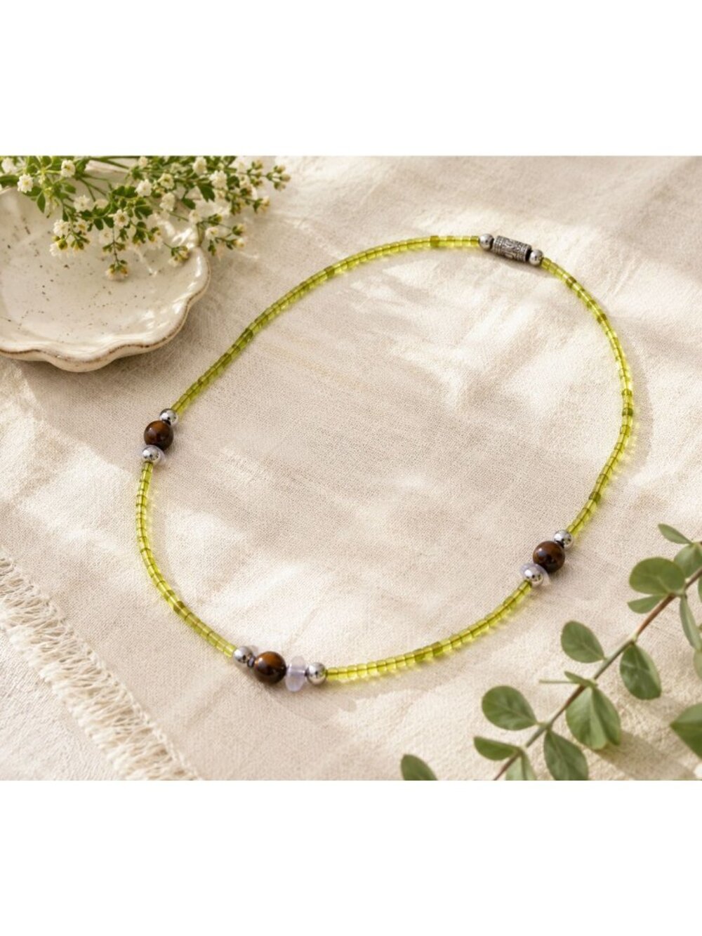 Yellow & Brown Beaded Necklace With Magnetic Clasp For A Retro Look
